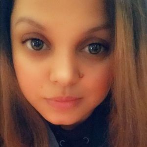 Meet your Posher, Carina